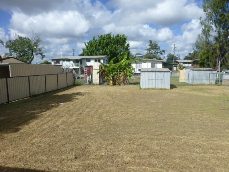 14 Scott Street, Dysart QLD 4745