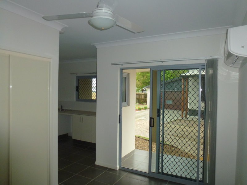 1B/32 Bassett Street, North Mackay QLD 4740