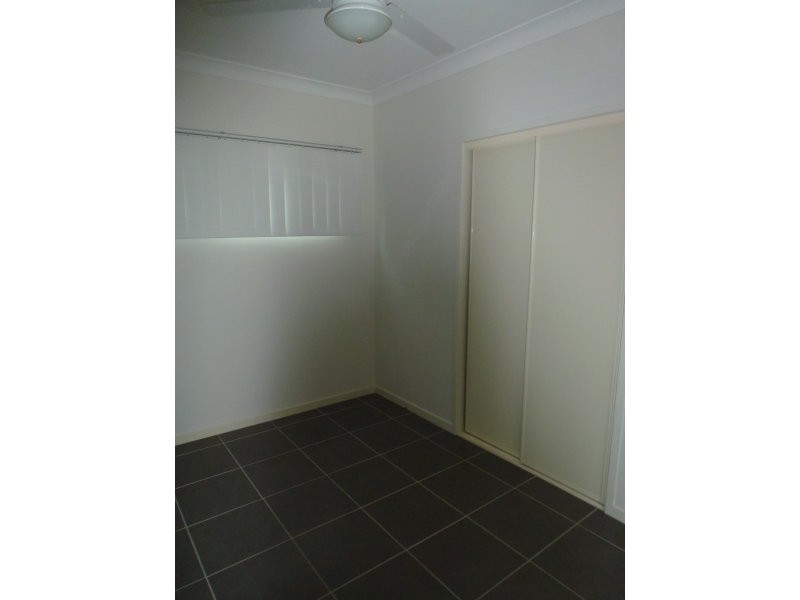 1B/32 Bassett Street, North Mackay QLD 4740