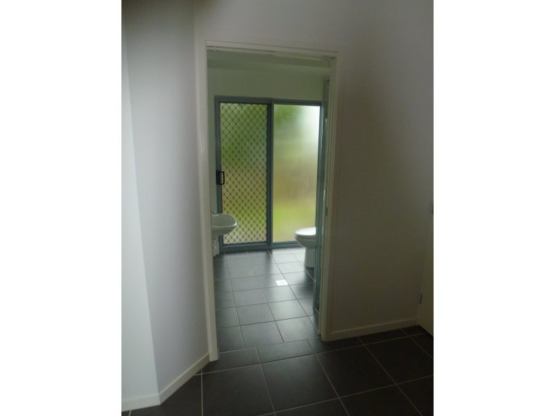 1B/32 Bassett Street, North Mackay QLD 4740