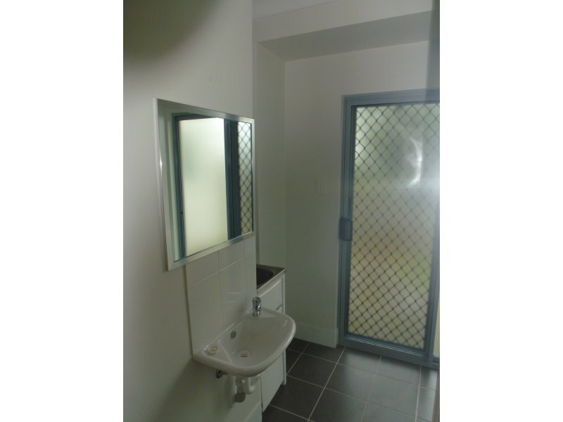 1B/32 Bassett Street, North Mackay QLD 4740