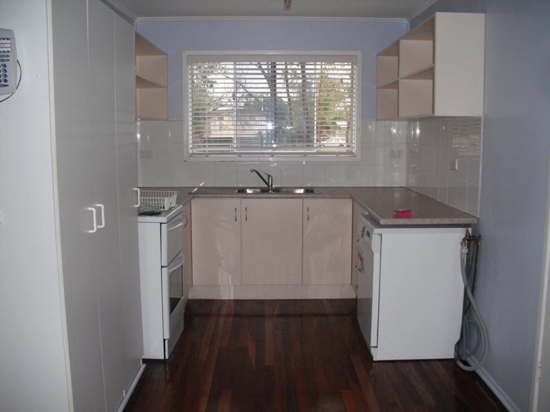 81 Beardmore Crescent, Dysart QLD 4745