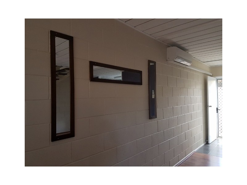 2/11 Lavarack Street, North Mackay QLD 4740