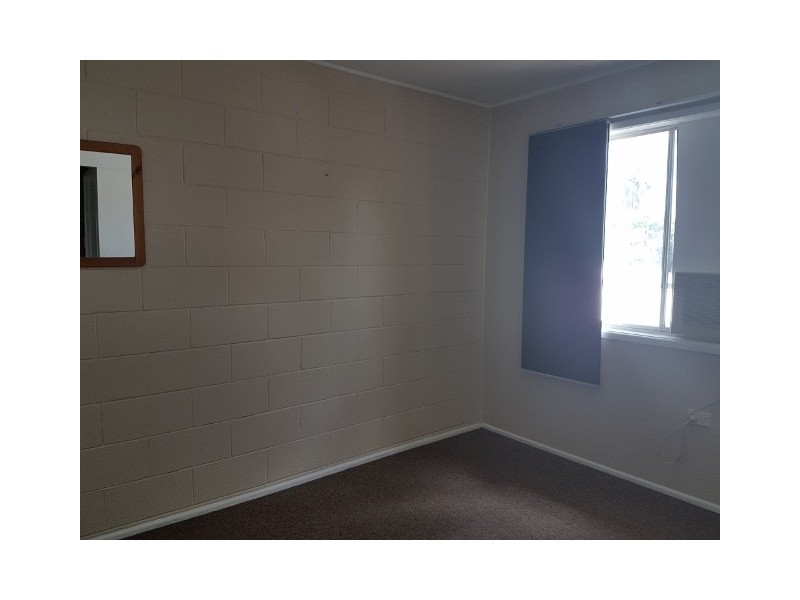 2/11 Lavarack Street, North Mackay QLD 4740