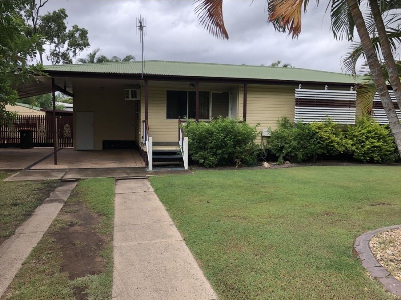 5 McLennan Court, Dysart QLD 4745