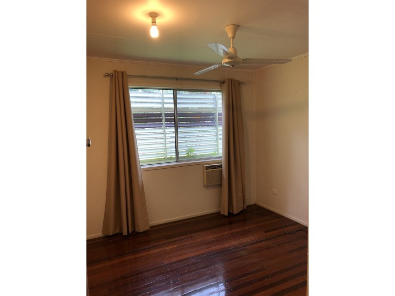 5 McLennan Court, Dysart QLD 4745