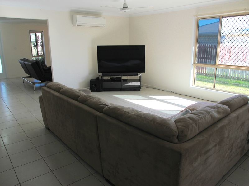 25 Botanical Drive, Ooralea QLD 4740