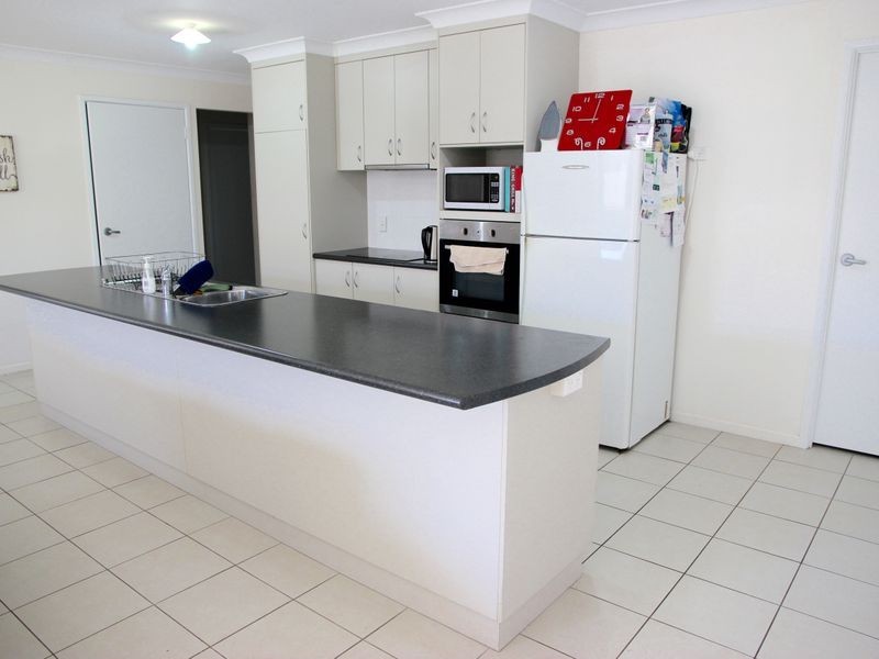 25 Botanical Drive, Ooralea QLD 4740