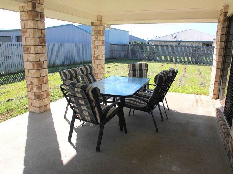 25 Botanical Drive, Ooralea QLD 4740