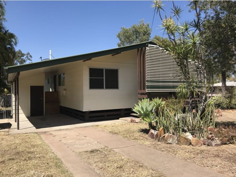 34 Beresford Crescent, Dysart QLD 4745