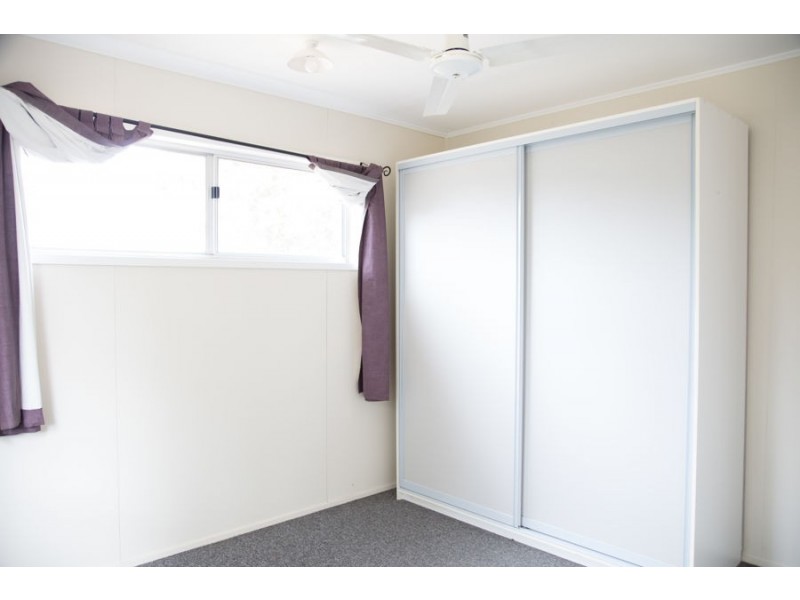 34 Beresford Crescent, Dysart QLD 4745