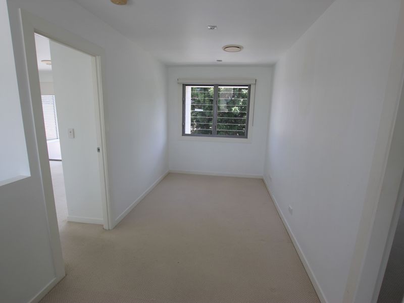 1/6 Belangason Way, Shoal Point QLD 4750