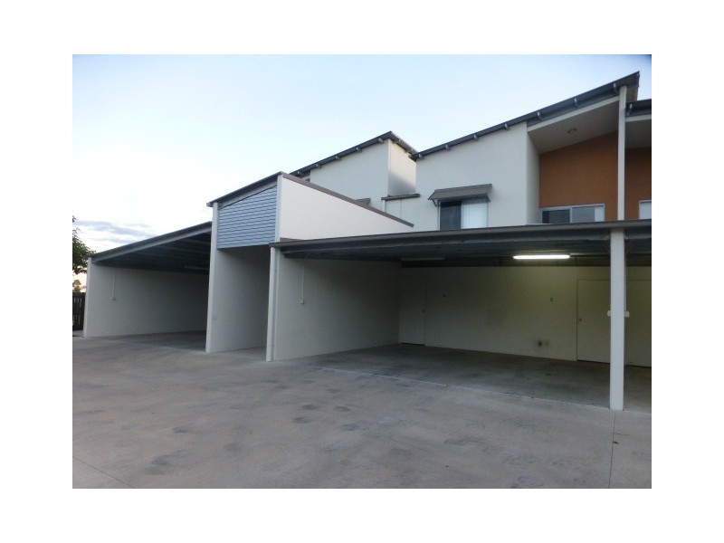 8/50 Shannon Crescent, Dysart QLD 4745