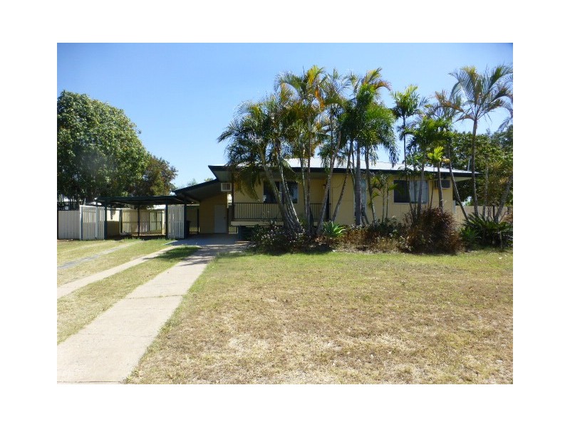 24 Beardmore Crescent, Dysart QLD 4745