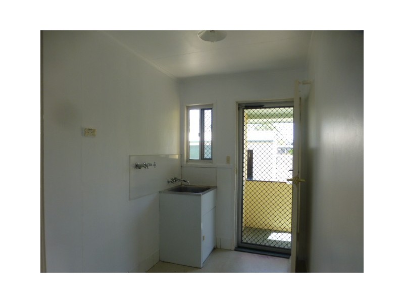 24 Beardmore Crescent, Dysart QLD 4745