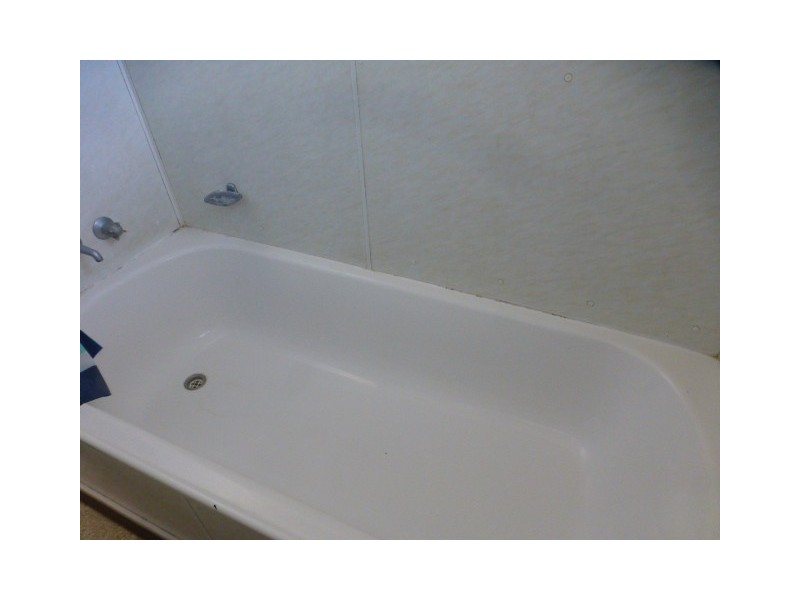 3 Middle Crescent, Dysart QLD 4745