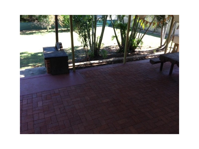 12 Brock Crescent, Dysart QLD 4745