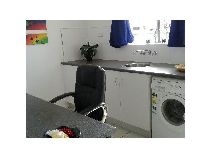 3/3 Symons Street, South Mackay QLD 4740