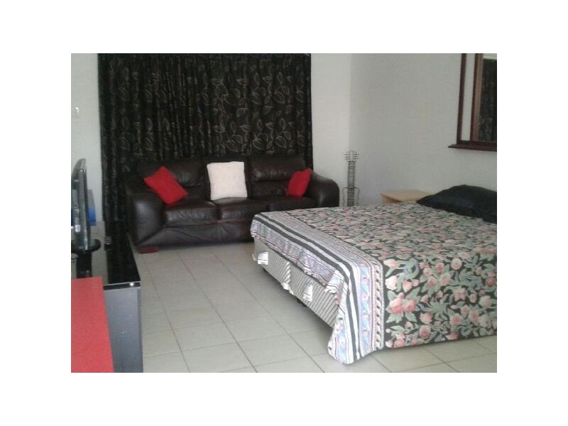 3/3 Symons Street, South Mackay QLD 4740