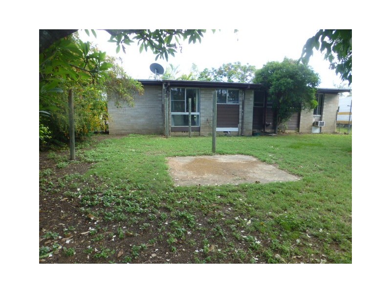 3 Cook Crescent, Dysart QLD 4745