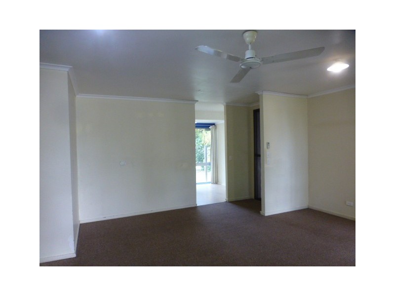 3 Cook Crescent, Dysart QLD 4745