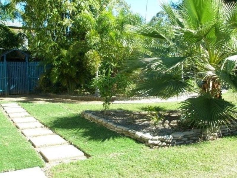 42 Brock Crescent, Dysart QLD 4745
