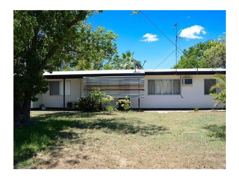 42 Brock Crescent, Dysart QLD 4745