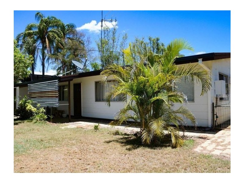 42 Brock Crescent, Dysart QLD 4745