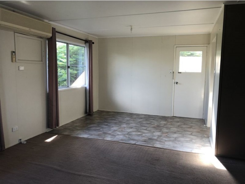 18 Winterer Crescent, Dysart QLD 4745