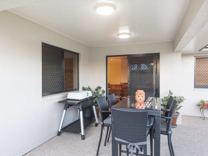 25 Woden Crescent, Ooralea QLD 4740