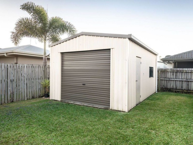 25 Woden Crescent, Ooralea QLD 4740