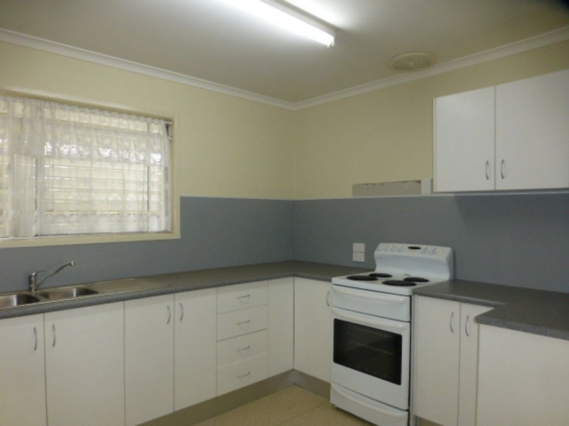 6 Powell Street, Dysart QLD 4745