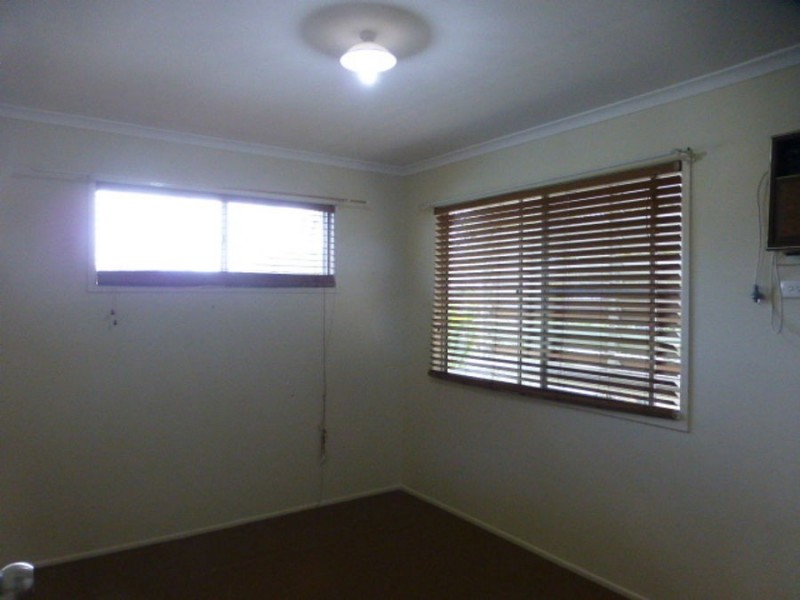 6 Powell Street, Dysart QLD 4745