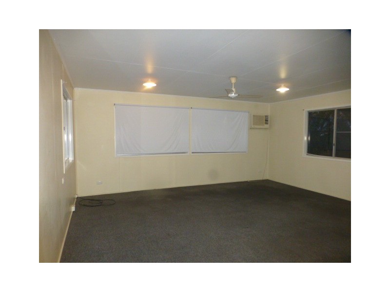 5 Queen Elizabeth Drive, Dysart QLD 4745