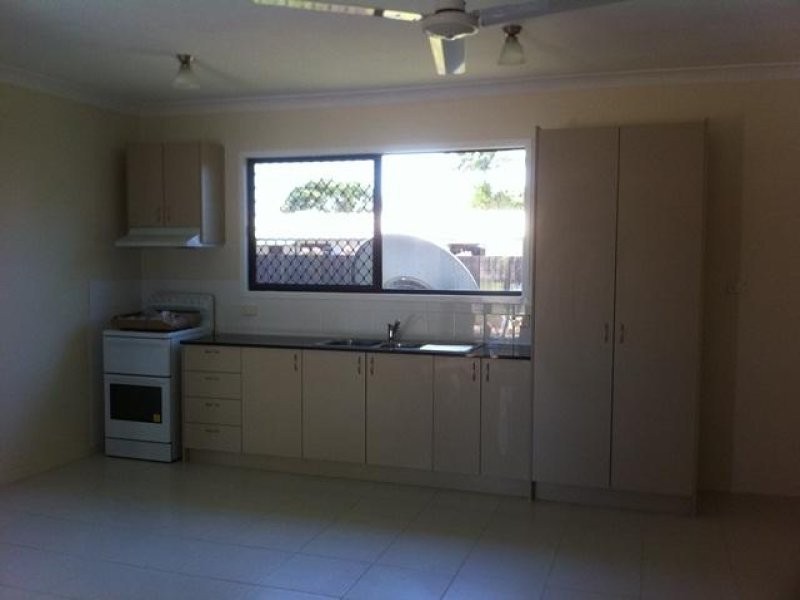 3/8 Symons Street, South Mackay QLD 4740