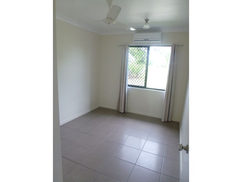 3/8 Symons Street, South Mackay QLD 4740
