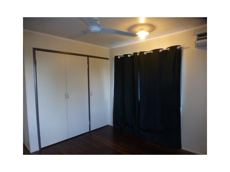 24 Winterer Crescent, Dysart QLD 4745