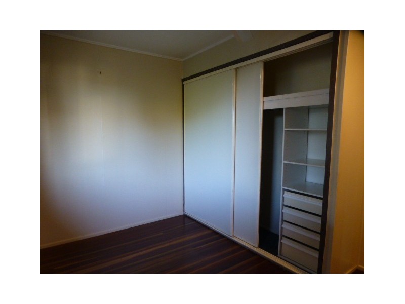 24 Winterer Crescent, Dysart QLD 4745