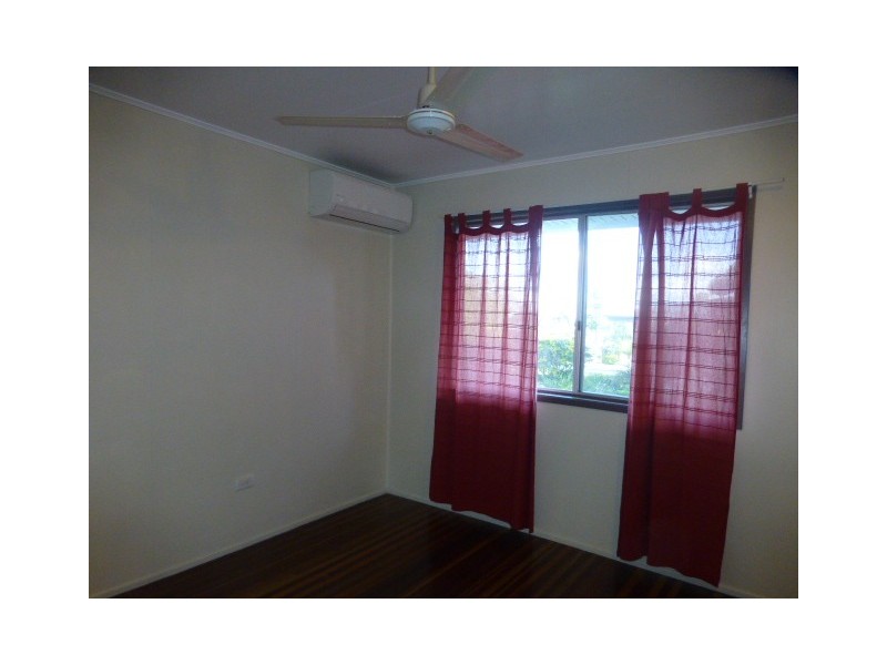 24 Winterer Crescent, Dysart QLD 4745