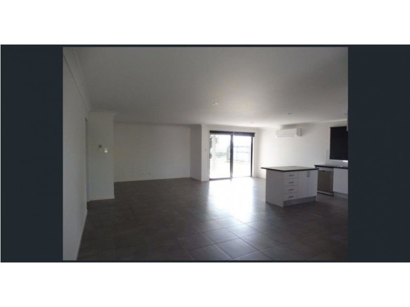 23 Amelia Drive, Mirani QLD 4754