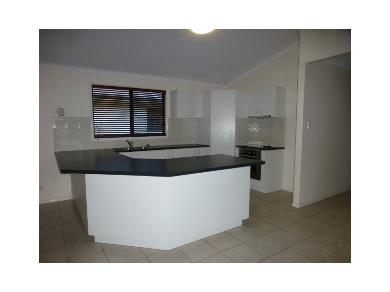 40 Beardmore Crescent, Dysart QLD 4745
