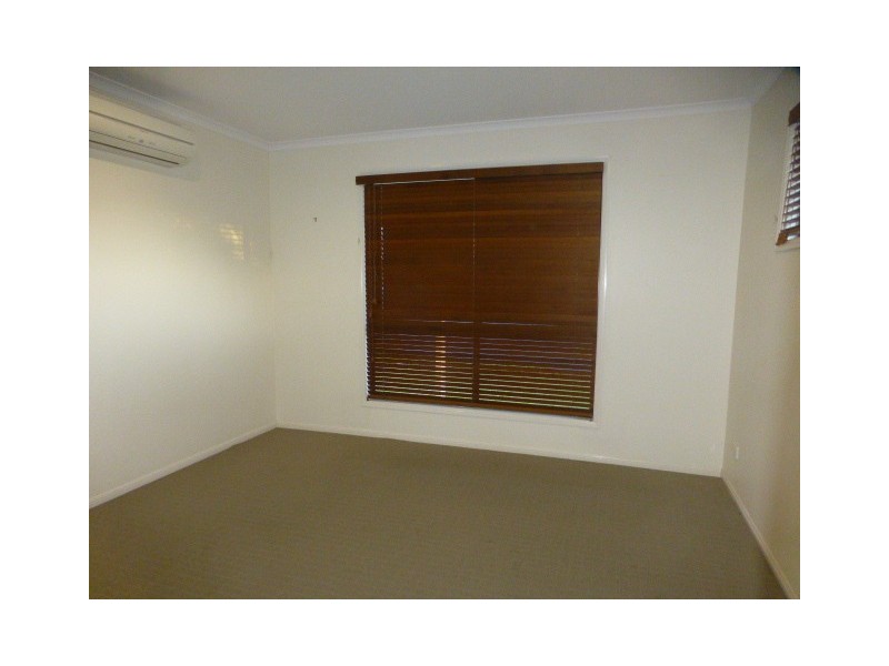 40 Beardmore Crescent, Dysart QLD 4745