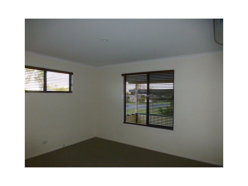 40 Beardmore Crescent, Dysart QLD 4745