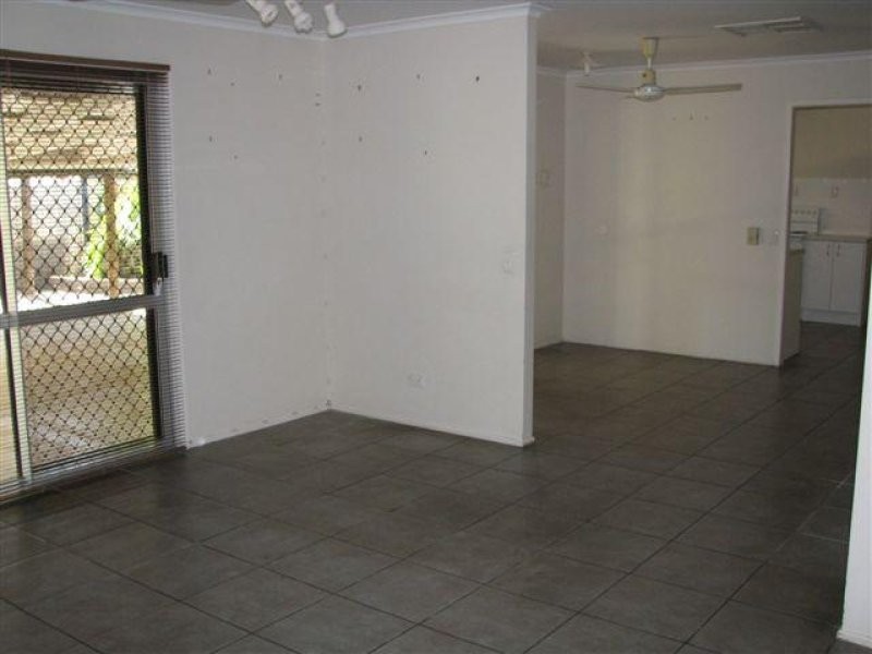 3 McMullen Court, Dysart QLD 4745