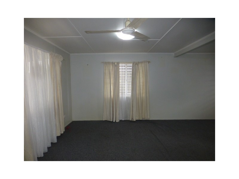7 Edgerley Street, Dysart QLD 4745