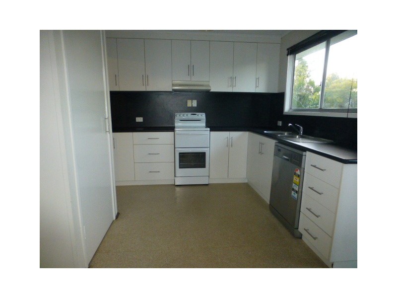 49 Donovan Crescent, Dysart QLD 4745