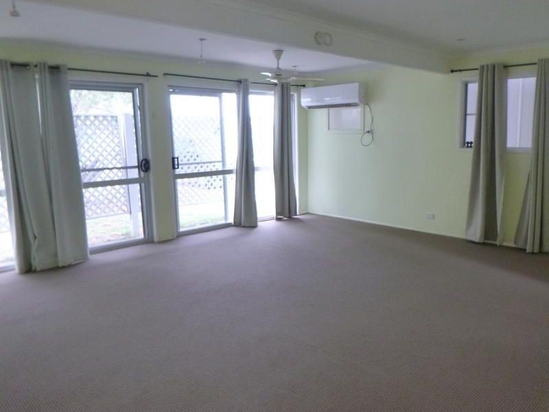 2 Tulloch Street, Middlemount QLD 4746