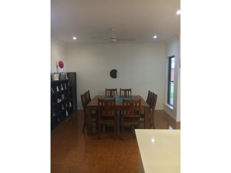 10 Lakeview Drive, Beaconsfield QLD 4740