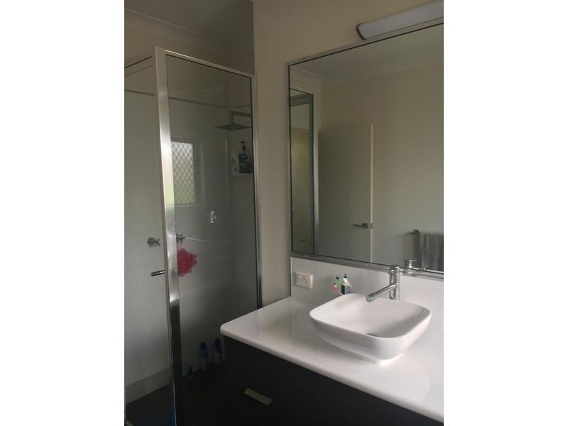 10 Lakeview Drive, Beaconsfield QLD 4740
