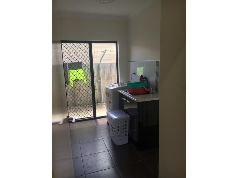 10 Lakeview Drive, Beaconsfield QLD 4740